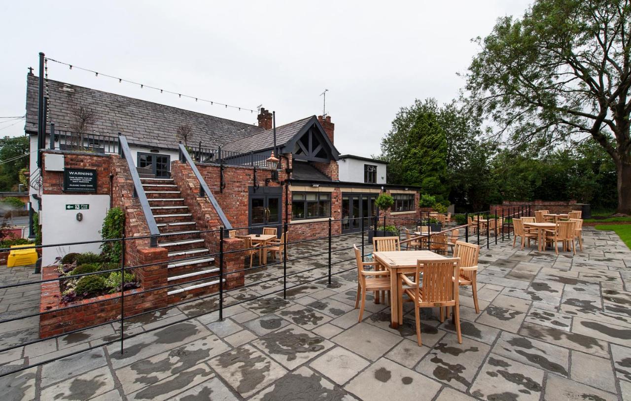 The Bulls Head Hotel ヘイル エクステリア 写真
