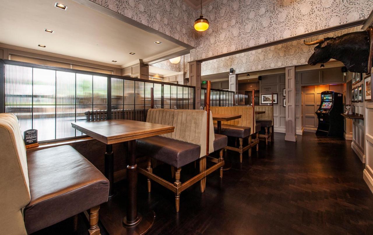 The Bulls Head Hotel ヘイル エクステリア 写真