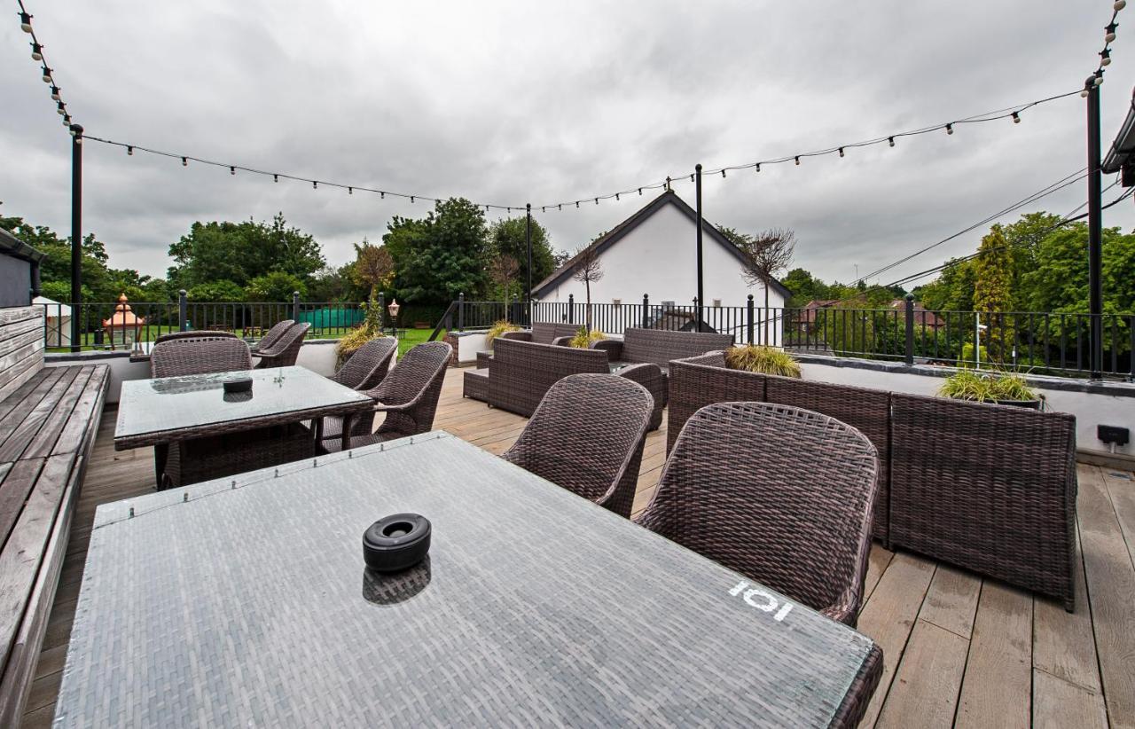 The Bulls Head Hotel ヘイル エクステリア 写真